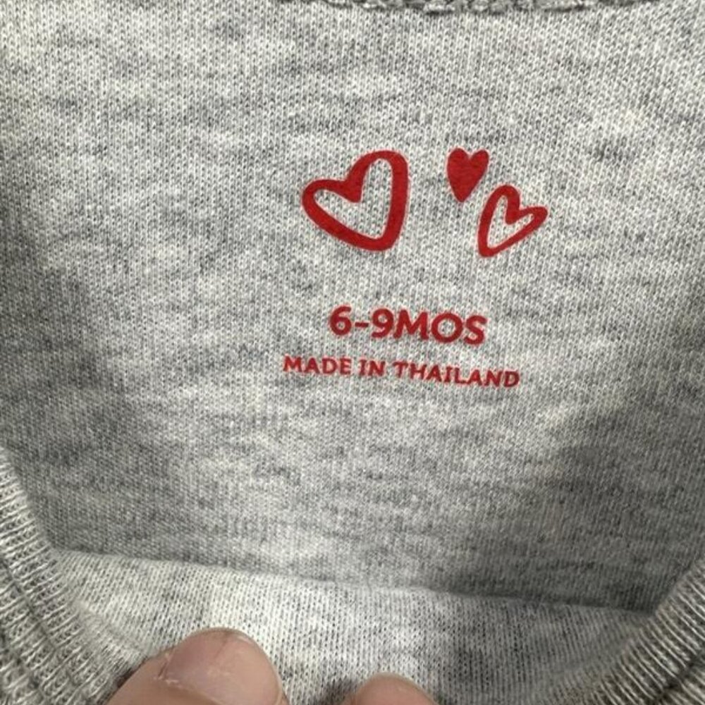 6-9 month Itty Bitty Valentine Onesie Gray & Red W-21 - Picture 2 of 3